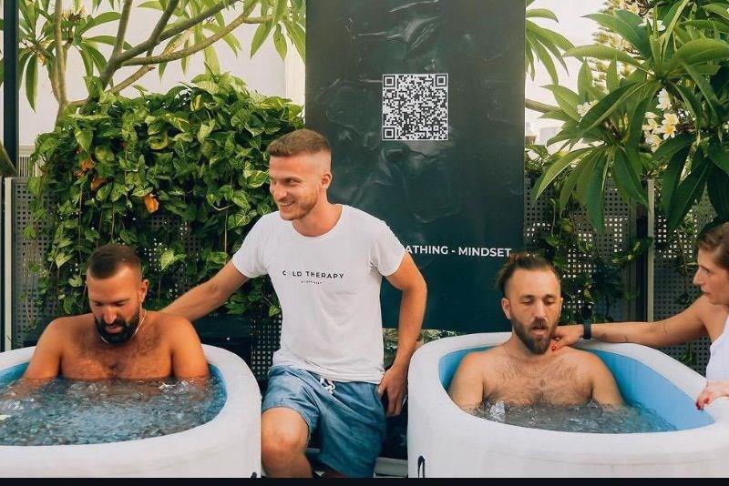 חופשה & סדנת אמבטיות קרח ונשימה
